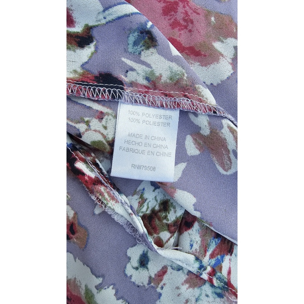VIOLET + CLAIRE Floral Tank Top Size Medium Purple Sleeveless Lightweight Blouse - Picture 5 of 7